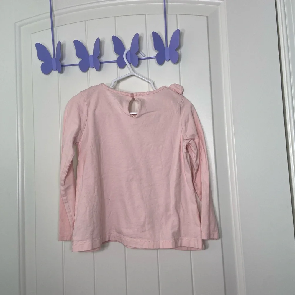 NWOT Carter’s toddler girl’s pale pink bear face decal long sleeve shirt 4T‎